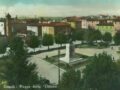 La piazza negli anni sessanta del Novecento
