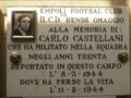 La lapide apposta nel memoriale di Gusen che ricorda Carlo Castellani